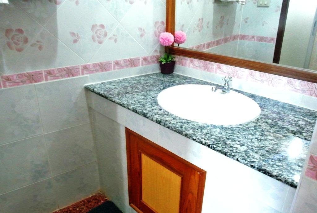 Rose Garden Hotel Аюттхая Номер фото
